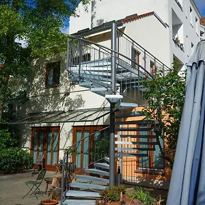 Loft 1. Og Apartment